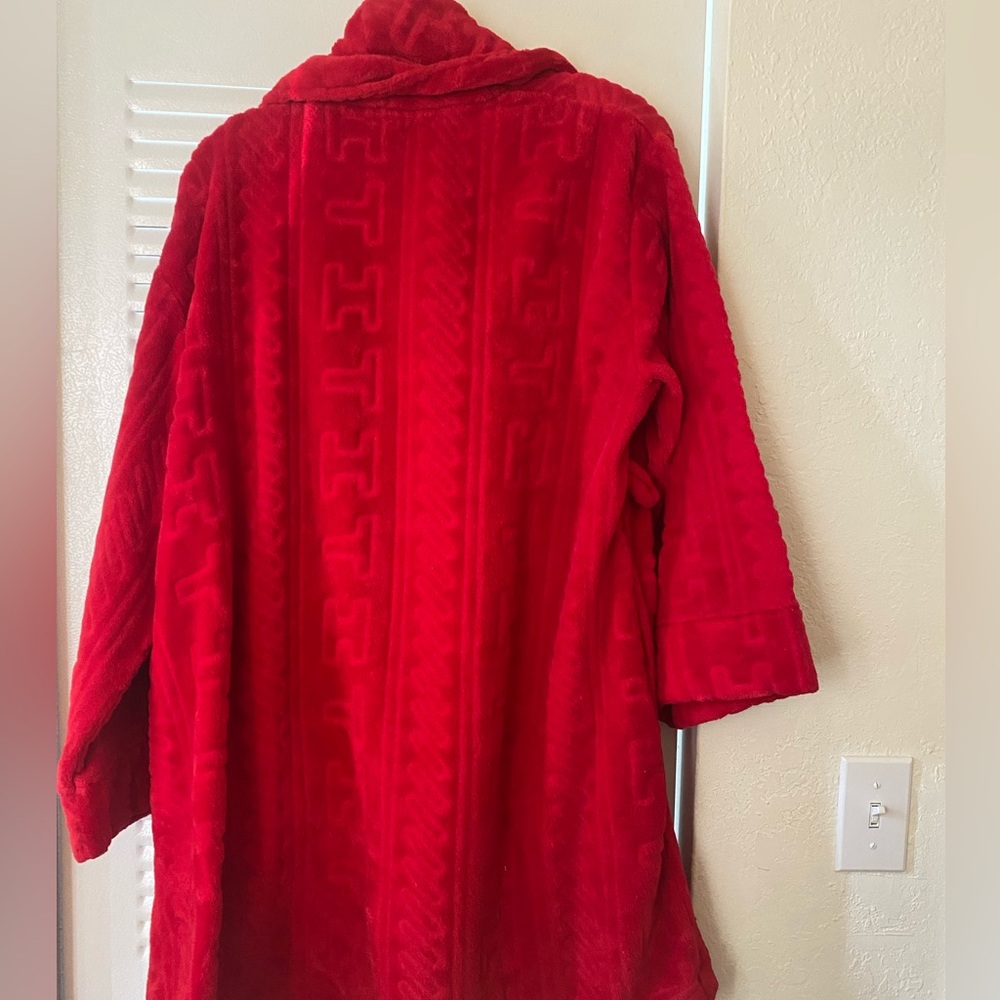 Tommy Hilfiger bathrobe